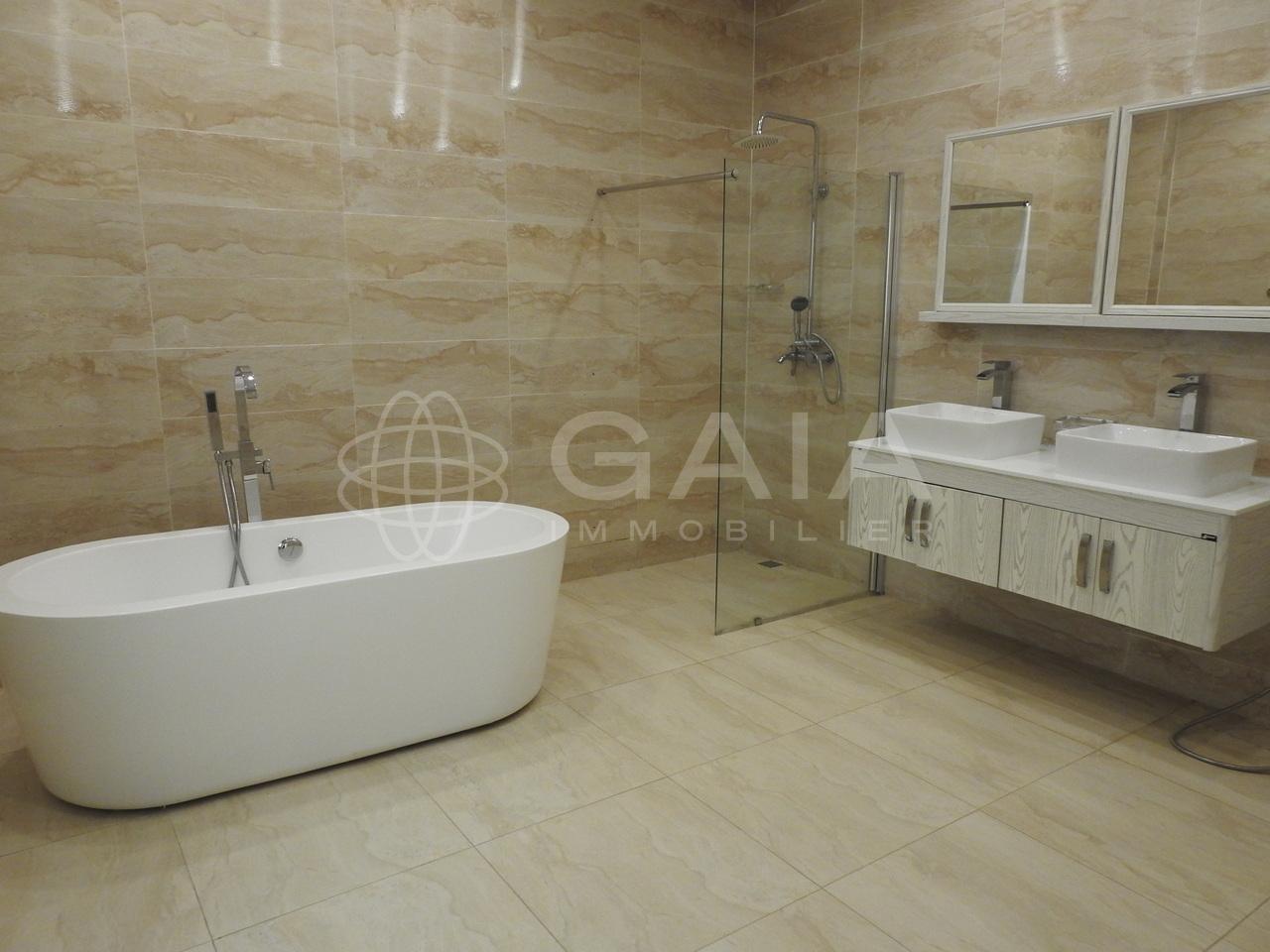 Location Appartement de 4 chambres aux Almadies à Dakar