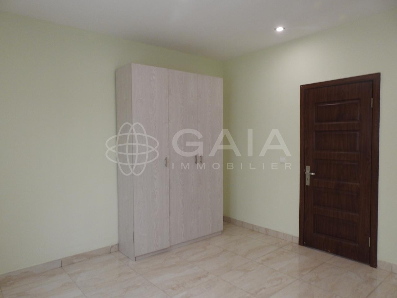 Location Appartement de 4 chambres aux Almadies à Dakar