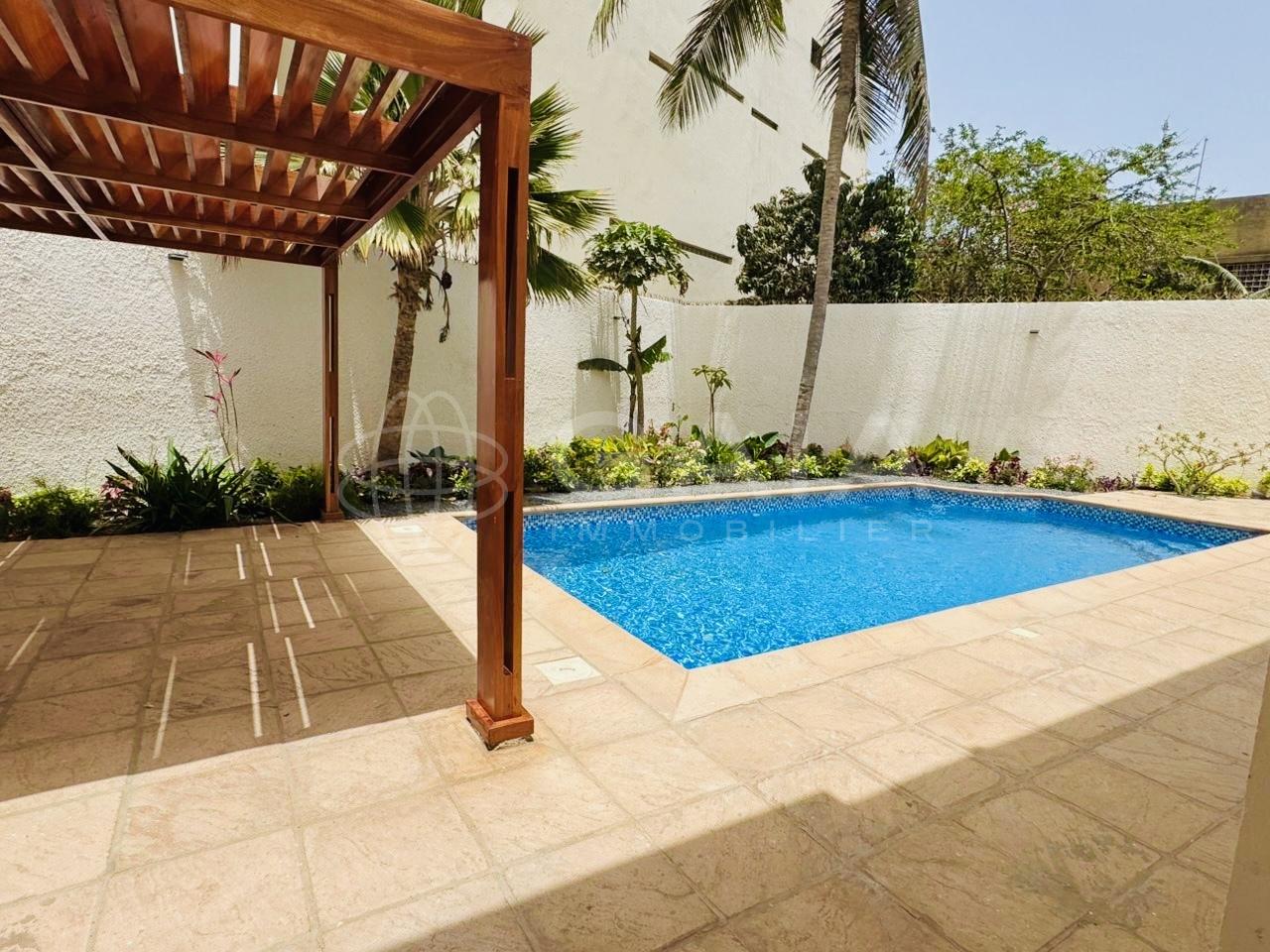 location Villa F7 Cité Africa dakar A