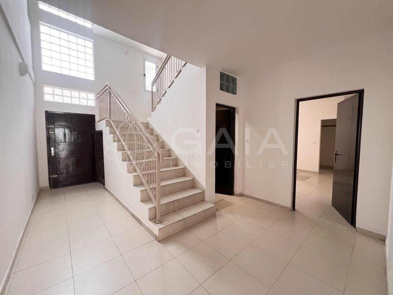 location Villa F7 Cité Africa dakar B