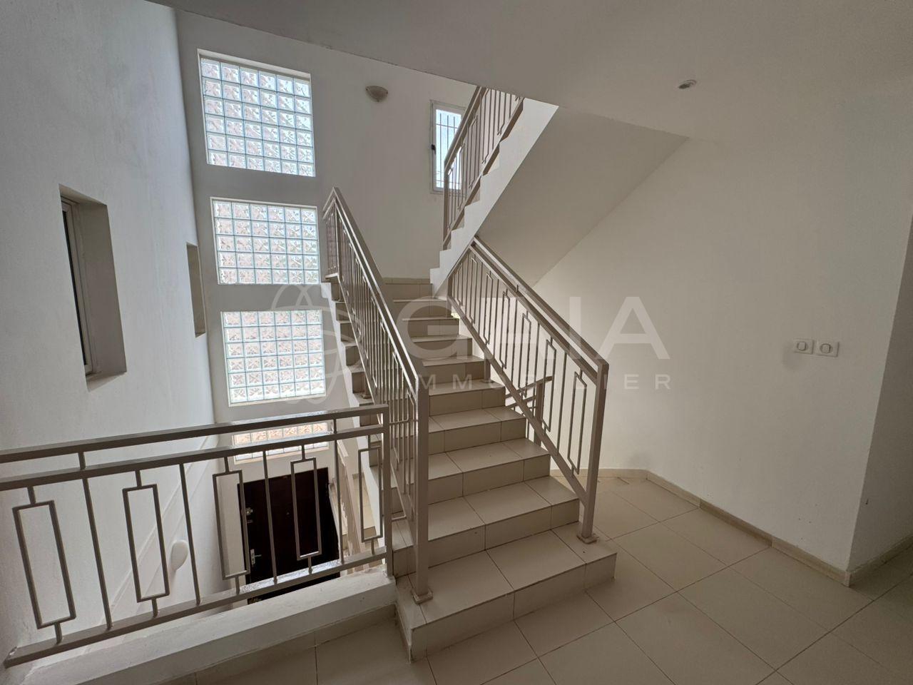 location Villa F7 Cité Africa dakar D