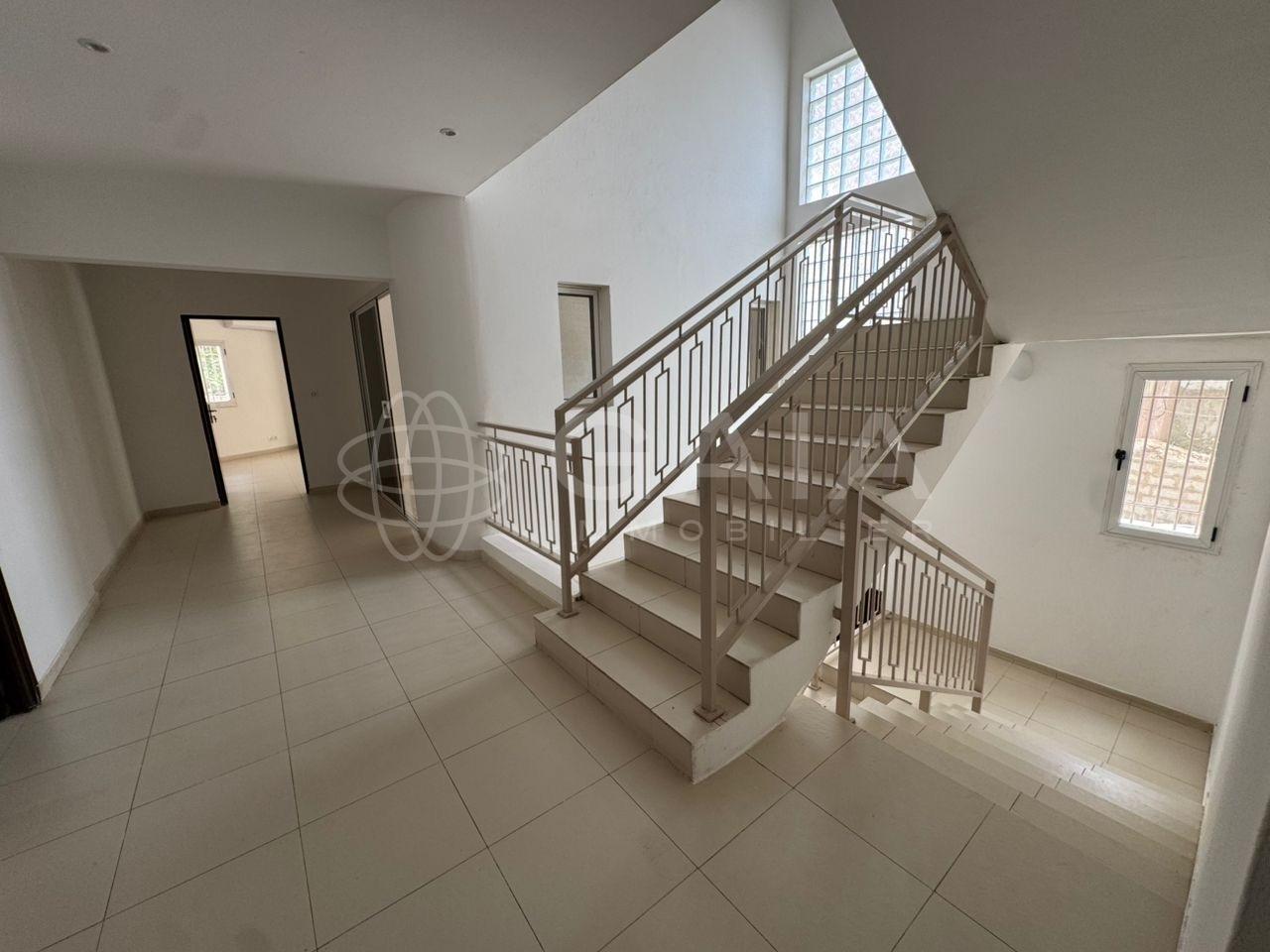 location Villa F7 Cité Africa dakar E