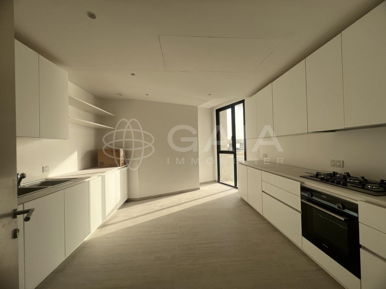 location appartement 4 chambres Plateau dakar 3