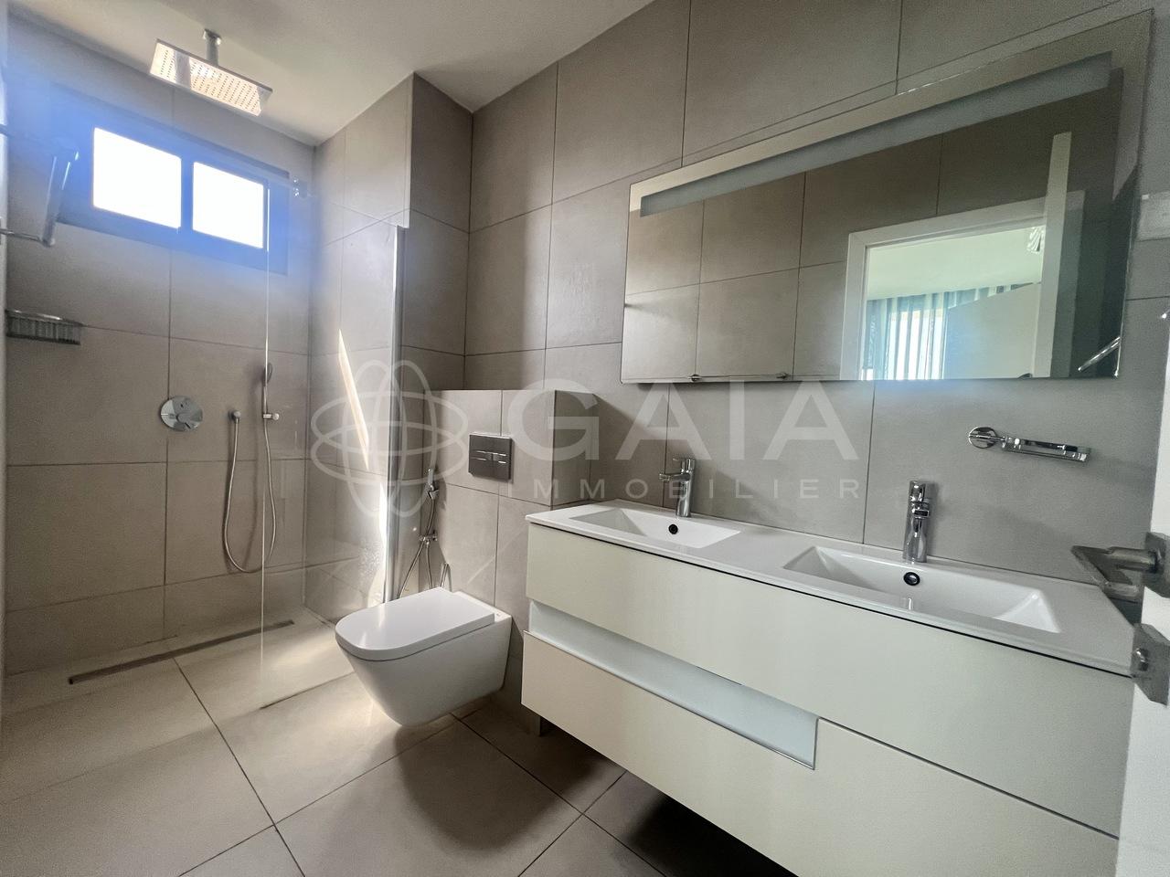 location appartement 3 chambres Plateau dakar 8