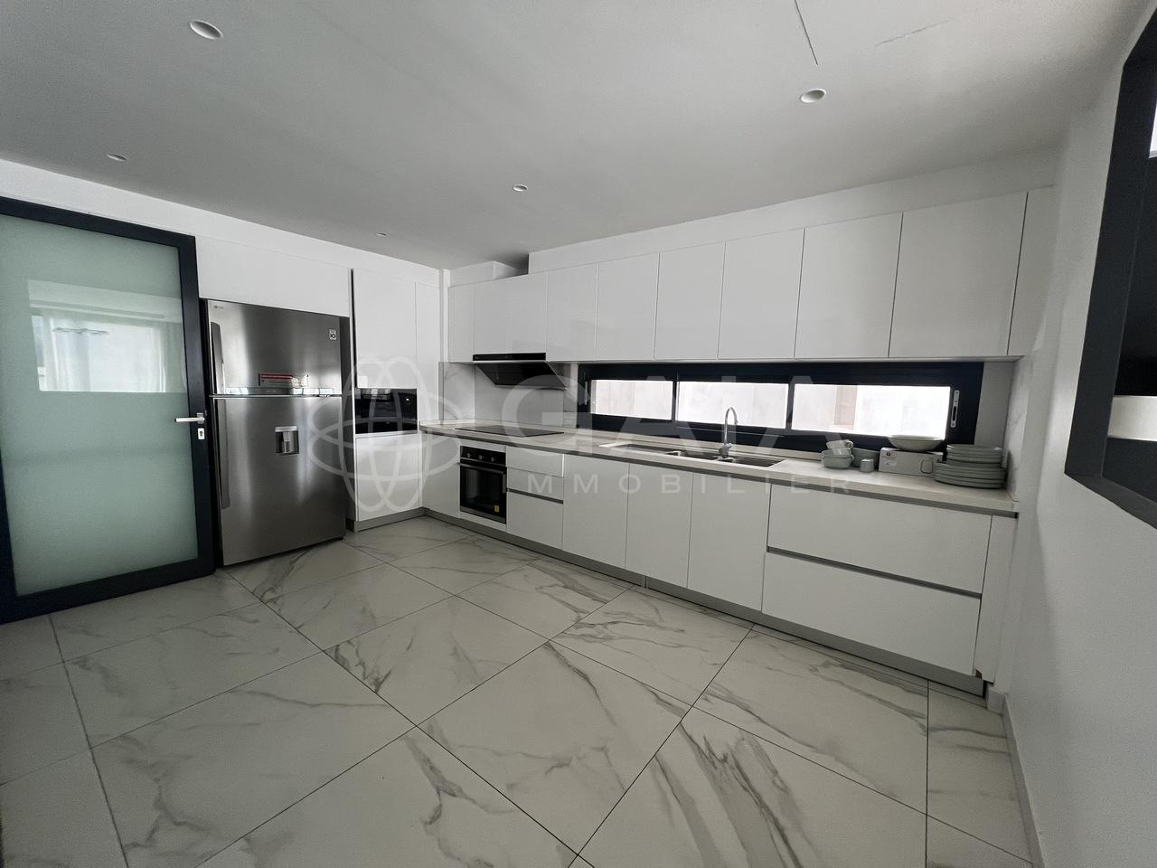 location appartement 3 chambres vue mer haut Plateau dakar 3