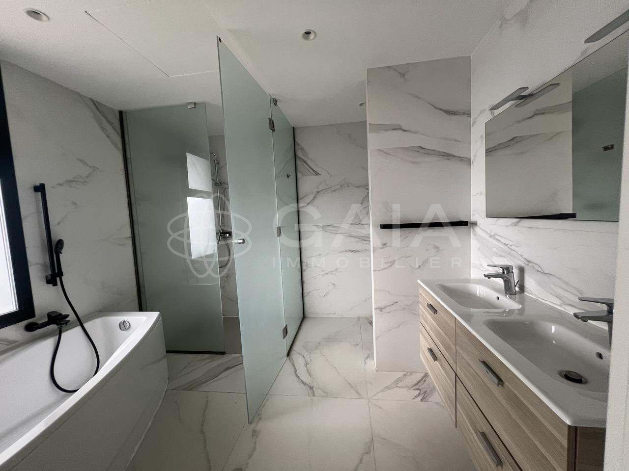 location appartement 3 chambres vue mer haut Plateau dakar 9