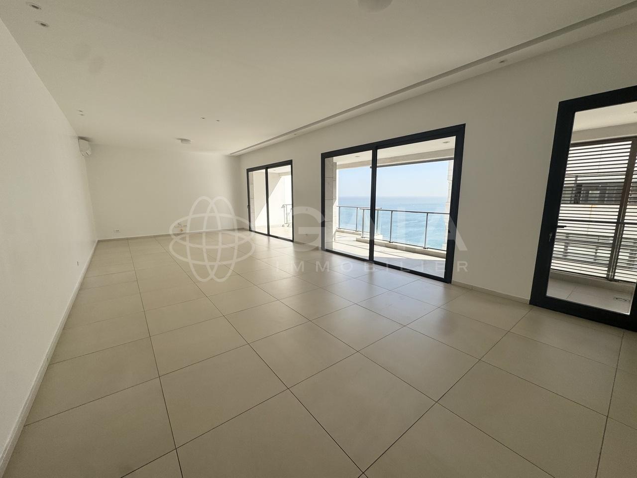 location appartement Vue mer 3 chambres Plateau dakar 1