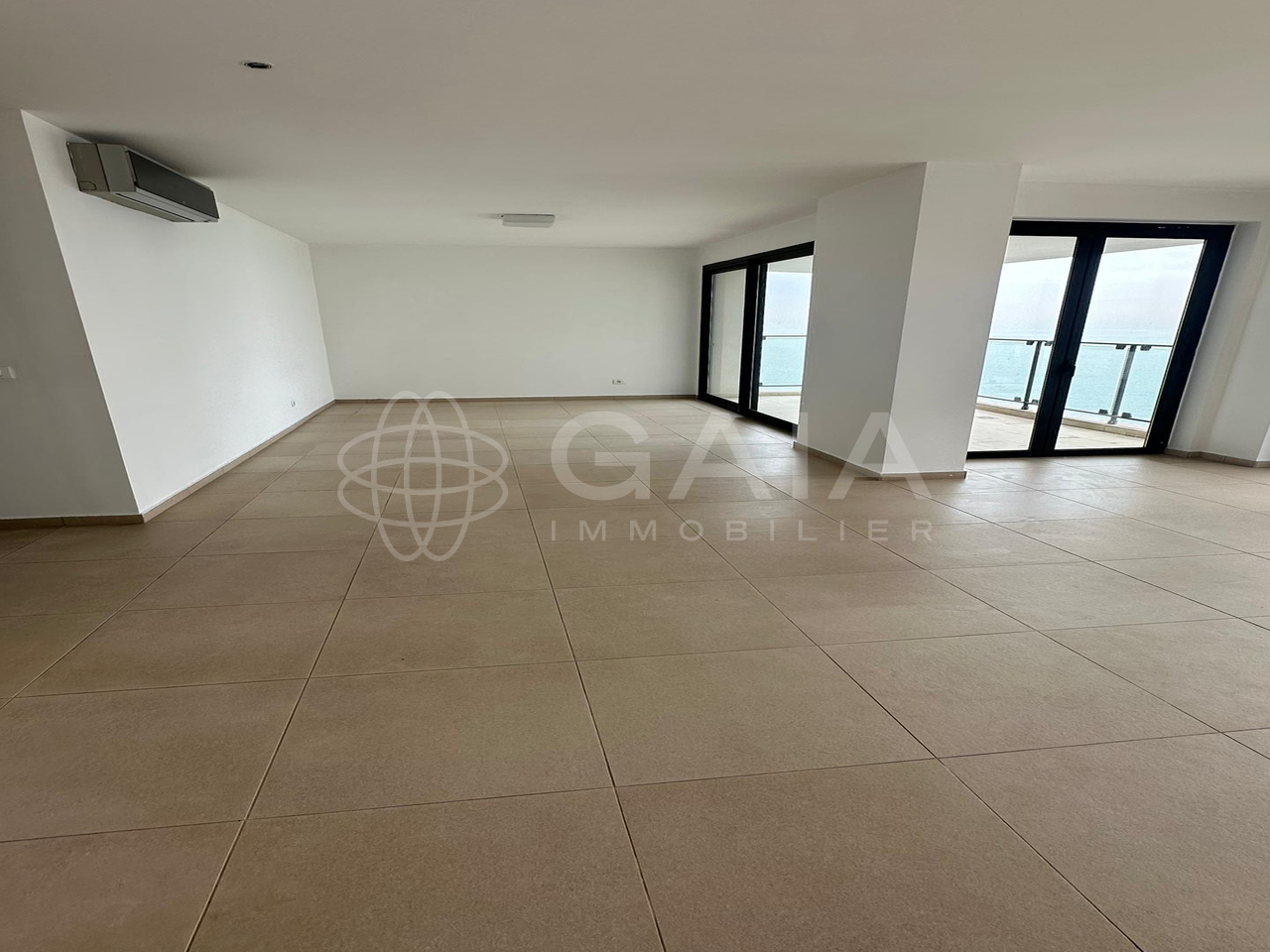 location appartement Vue mer 3chambres Plateau dakar 2