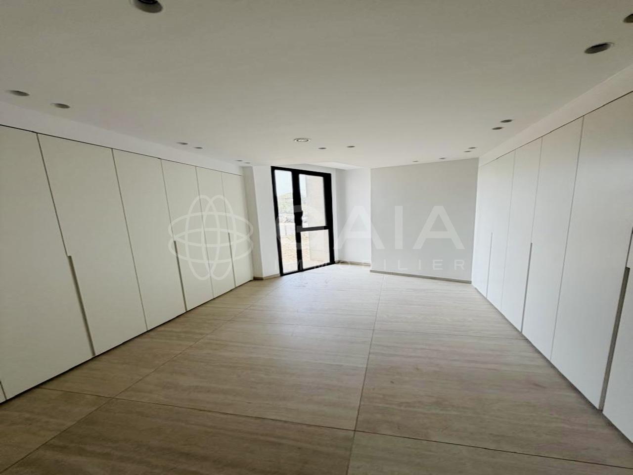 location appartement Vue mer 4 chambres Plateau dakar 5